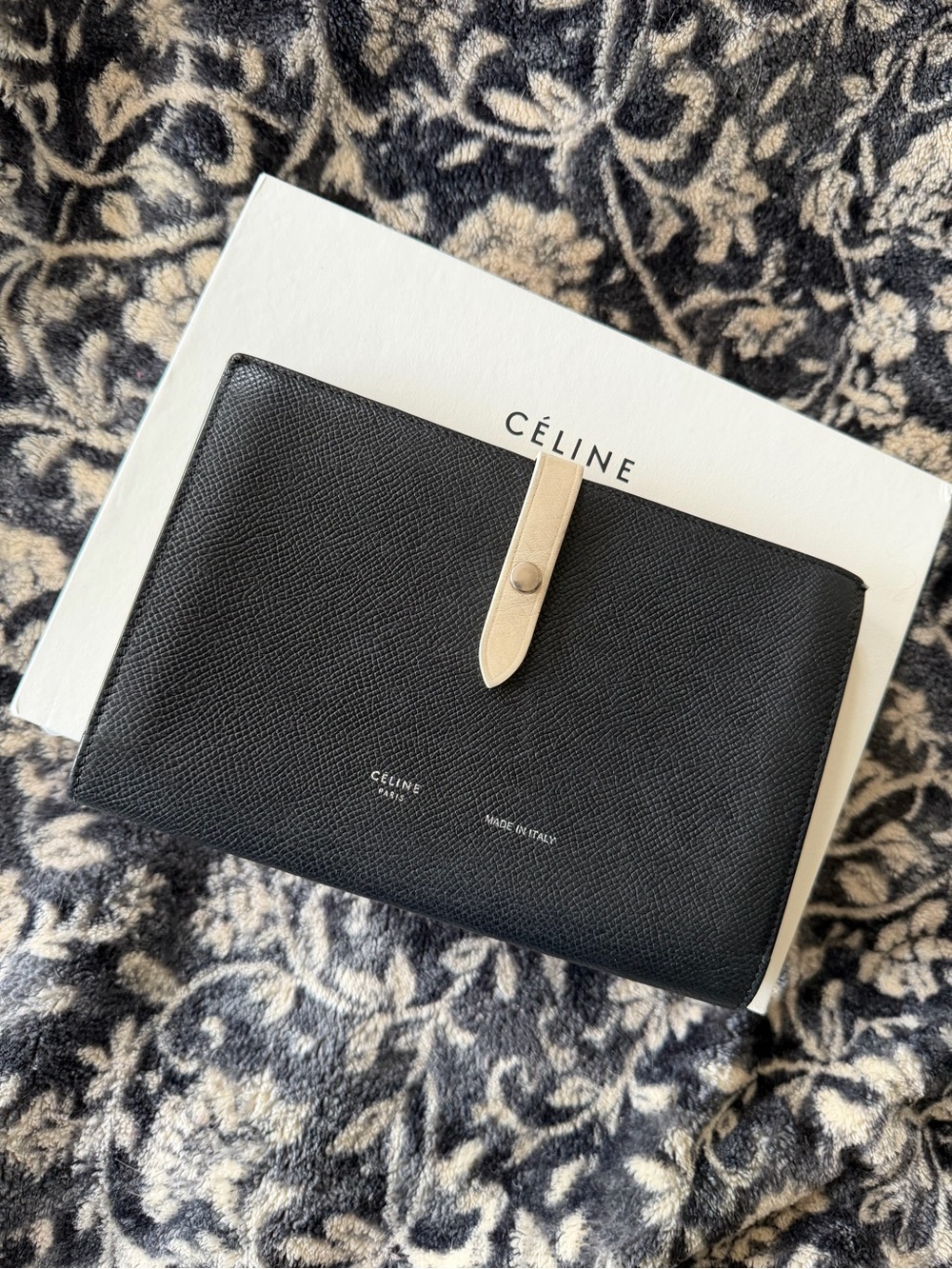 Céline Black & Beige Leather Long Wallet